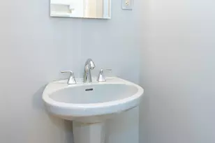 51 Farmington Rd, Nashua, NH 03060 - Photo 24