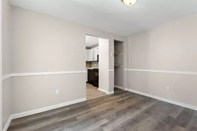 80R English Village Road #302, Manchester, NH 03102 - Photo 18