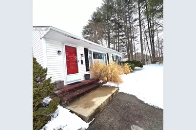 36 Beauview Avenue, Nashua, NH 03064 - Photo 2