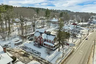 1073 Union Ave, Laconia, NH 03246 - Photo 14