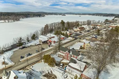 1073 Union Avenue, Laconia, NH 03246 - Photo 2