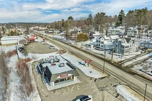 1073 Union Ave, Laconia, NH 03246 - Photo 16