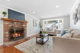 26 Old Coach Rd, Nashua, NH 03062 - Photo 12