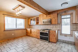 44 Coburn Woods Ave, Nashua, NH 03063 - Photo 4