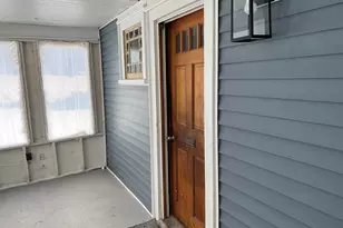 106 Pershing Ave, Berlin, NH 03570 - Photo 8