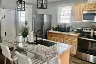 106 Pershing Ave, Berlin, NH 03570 - Photo 14