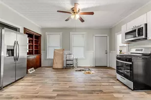 344 Maple St, Manchester, NH 03103 - Photo 4