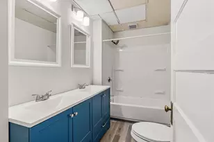 344 Maple St, Manchester, NH 03103 - Photo 10