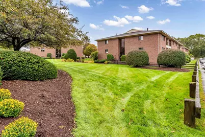 213 Abbott Farm Lane, Hudson, NH 03051 - Photo 4