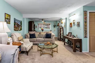 213 Abbott Farm Ln, Hudson, NH 03051 - Photo 6