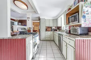 1607 Massey Rd, Springfield, VT 05156 - Photo 14