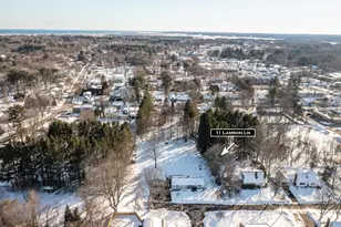 11 Lamson Ln, Hampton, NH 03842 - Photo 4