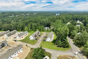 13B Mustang Dr, Litchfield, NH 03052 - Photo 14