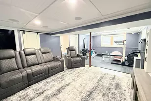 15 Dover St, Nashua, NH 03063 - Photo 28