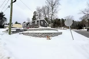 15 Dover St, Nashua, NH 03063 - Photo 40