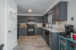 21 Arlington St, Merrimack, NH 03054 - Photo 10