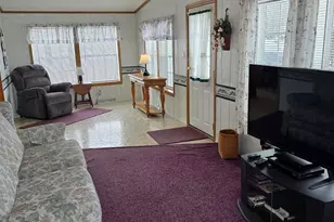 31 Magnolia Ln, Belmont, NH 03220 - Photo 2