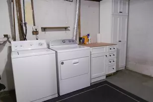 7 Seabee St, Bedford, NH 03110 - Photo 24