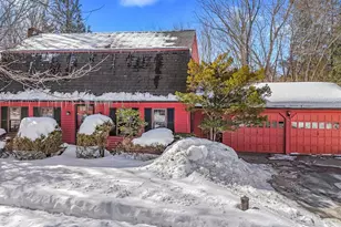 40 Meditation Ln, Atkinson, NH 03811 - Photo 2