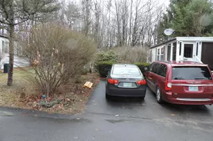 13 S Blueberry Ln, Rochester, NH 03867 - Photo 2