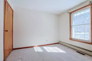 141 Donahue Dr, Manchester, NH 03103 - Photo 18