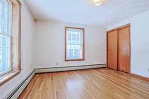 141 Donahue Dr, Manchester, NH 03103 - Photo 14