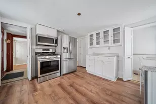 10 Maple St, Exeter, NH 03833 - Photo 6