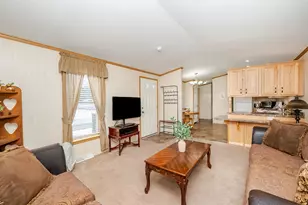 2 Wolf Ln, Somersworth, NH 03878 - Photo 8