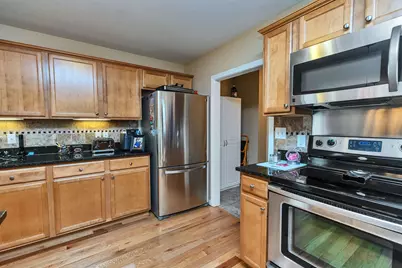 57 Baldwin Street, Nashua, NH 03064 - Photo 8