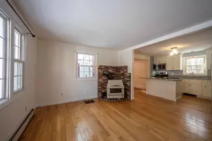 31 Tami Ln, Epping, NH 03042 - Photo 6