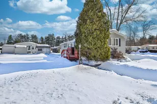 16 Buttonwood Ln, Merrimack, NH 03054 - Photo 4
