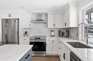 5 Johnson St, Windham, NH 03087 - Photo 10