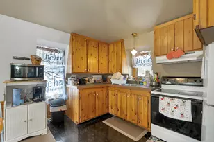 2 Waukewan Ave, Meredith, NH 03253 - Photo 28