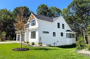 16 Little River Rd, Exeter, NH 03833 - Photo 2