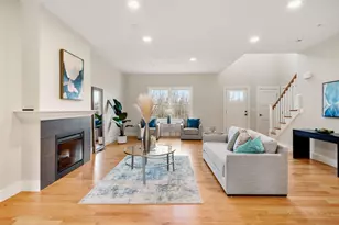 65 Driftwood Cir, Sandown, NH 03873 - Photo 8