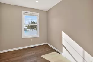 1 W Meadow Ct, Milford, NH 03055 - Photo 12