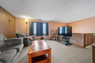 93 Queen St, Boscawen, NH 03303 - Photo 8