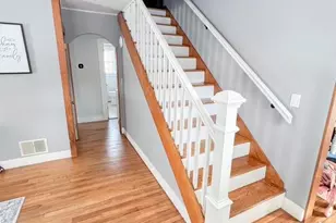 237 Pleasant St, Claremont, NH 03743 - Photo 10
