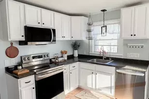 237 Pleasant St, Claremont, NH 03743 - Photo 2