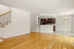 11 Gable Dr, Epping, NH 03042 - Photo 2