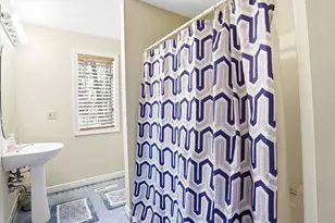 47 Drew Woods Dr, Derry, NH 03038 - Photo 30