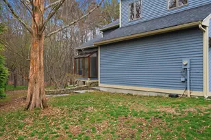 47 Drew Woods Dr, Derry, NH 03038 - Photo 48