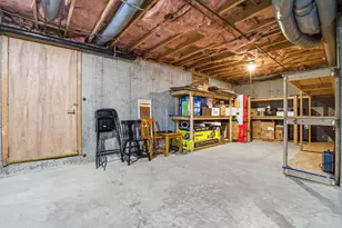 47 Drew Woods Dr, Derry, NH 03038 - Photo 38