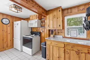 348 Hemlock Dr, Gilmanton, NH 03267 - Photo 14