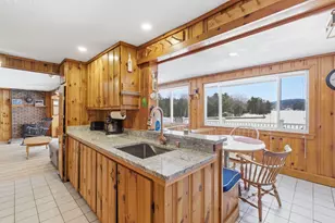 348 Hemlock Dr, Gilmanton, NH 03267 - Photo 12