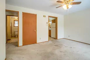 344 Main St, Plaistow, NH 03865 - Photo 12