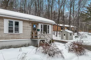 344 Main St, Plaistow, NH 03865 - Photo 2