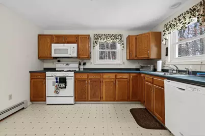 41 Golden Gate Drive, Hooksett, NH 03106 - Photo 12
