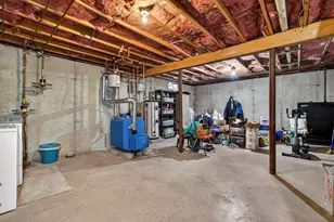 41 Golden Gate Dr, Hooksett, NH 03106 - Photo 32