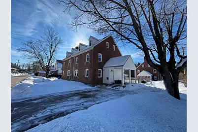 18 Beech Street #B, Newmarket, NH 03857 - Photo 2